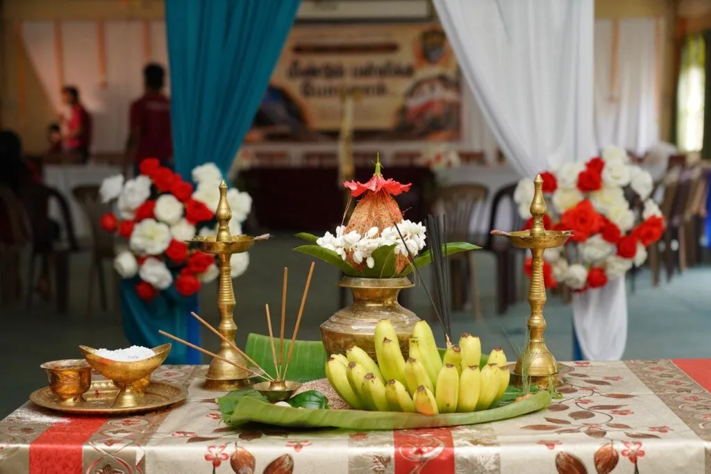 விக்ரோறியா 2011 A/L பழைய மாணவர் ஒன்றுகூடல் உருவான கதை